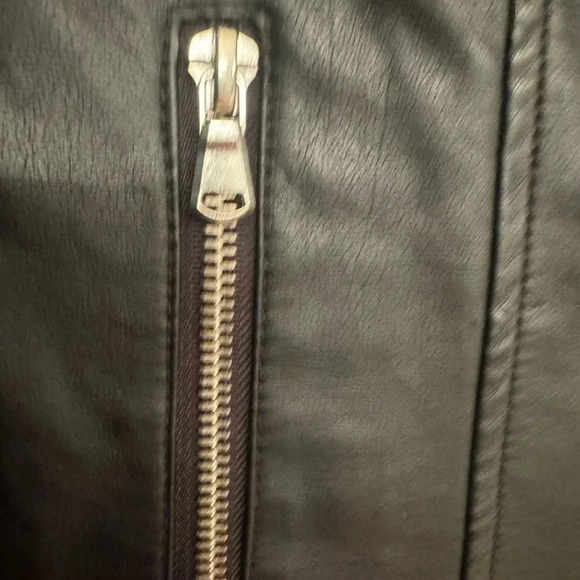 Girls Art Class Outerwear Faux Leather Jacket w/Bracelet - Black/Pink size L - Picture 6 of 6